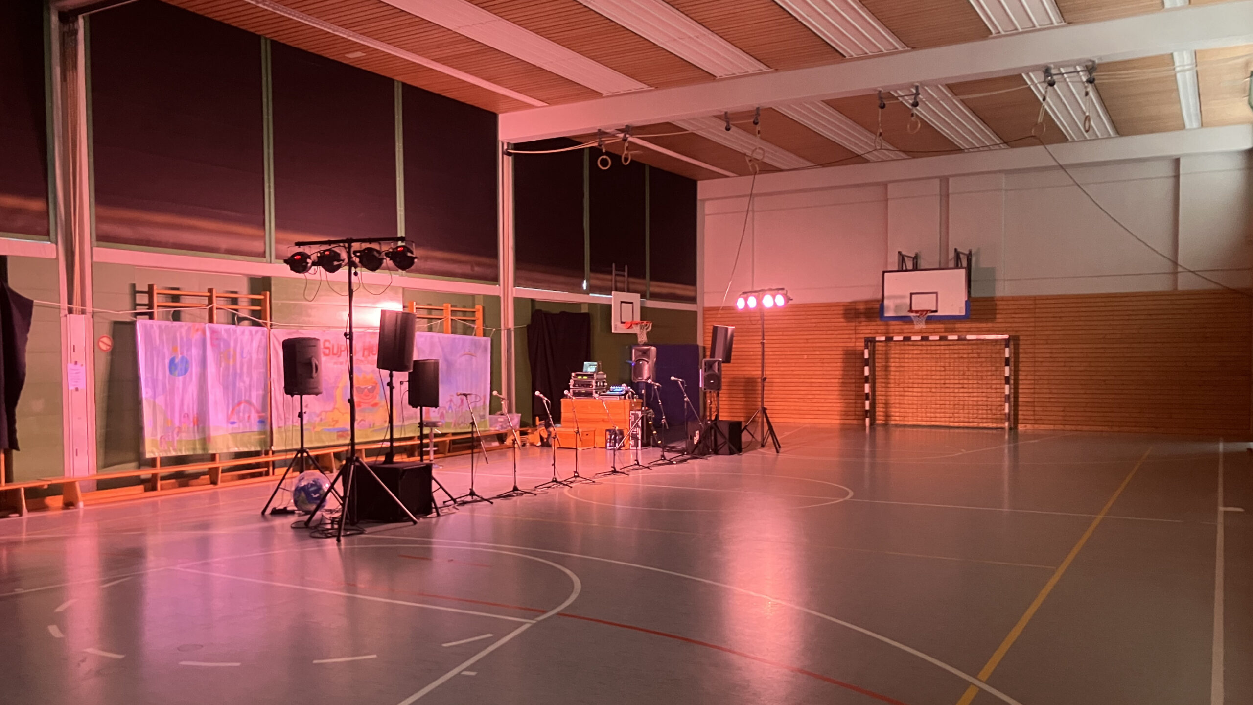 Grundschule Nadischule, München