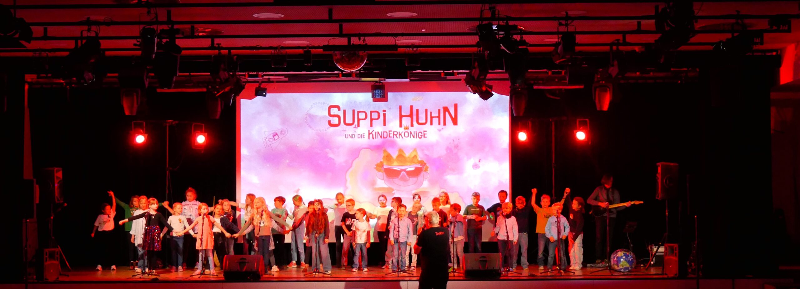 Konzert für Vielfalt und Demokratie in der Aula der Gesamtschule, Saarn